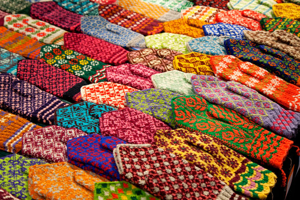 St Martin's Day Fair This fair held at the beginning of November provides the perfect chance to combine entertainment with Christmas shopping. The St Martin's Day fair is a major handicraft and folk event where Estonia’s leading craft artists present and sell their works. The four-day programme features everything from workshops and book release parties to music and dance. Visitors will be able to purchase traditional food and beverages. There is also a crafts programme designed especially for children.