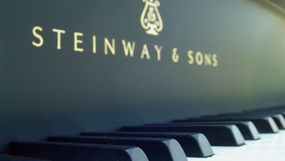 steinway